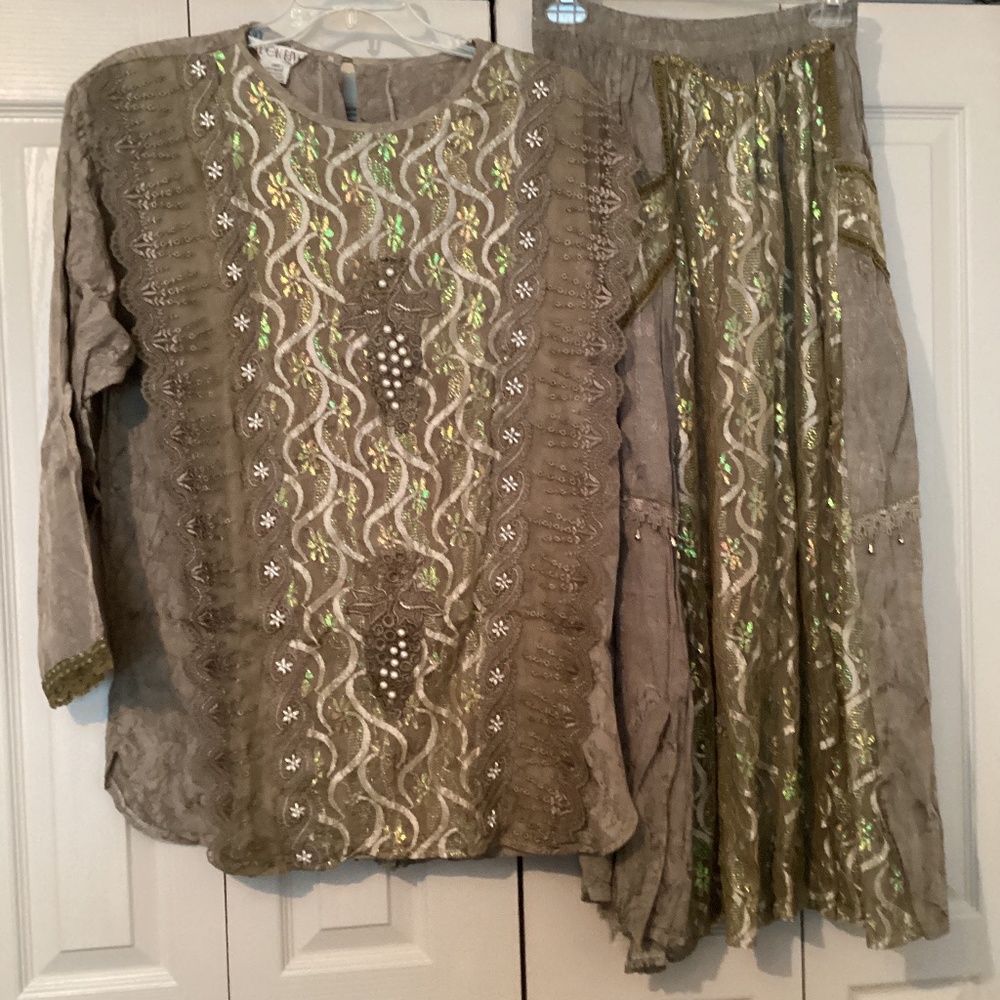 Retro 90’s 2-piece dress skirt & long top Golden River TaeYa size One, Bohemian